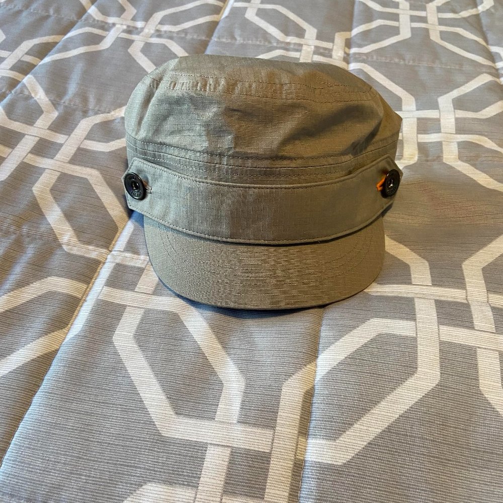 Nike Golf Khaki Kepi Hat.